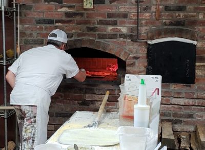 Elkin Creek Vineyards brick oven pizza